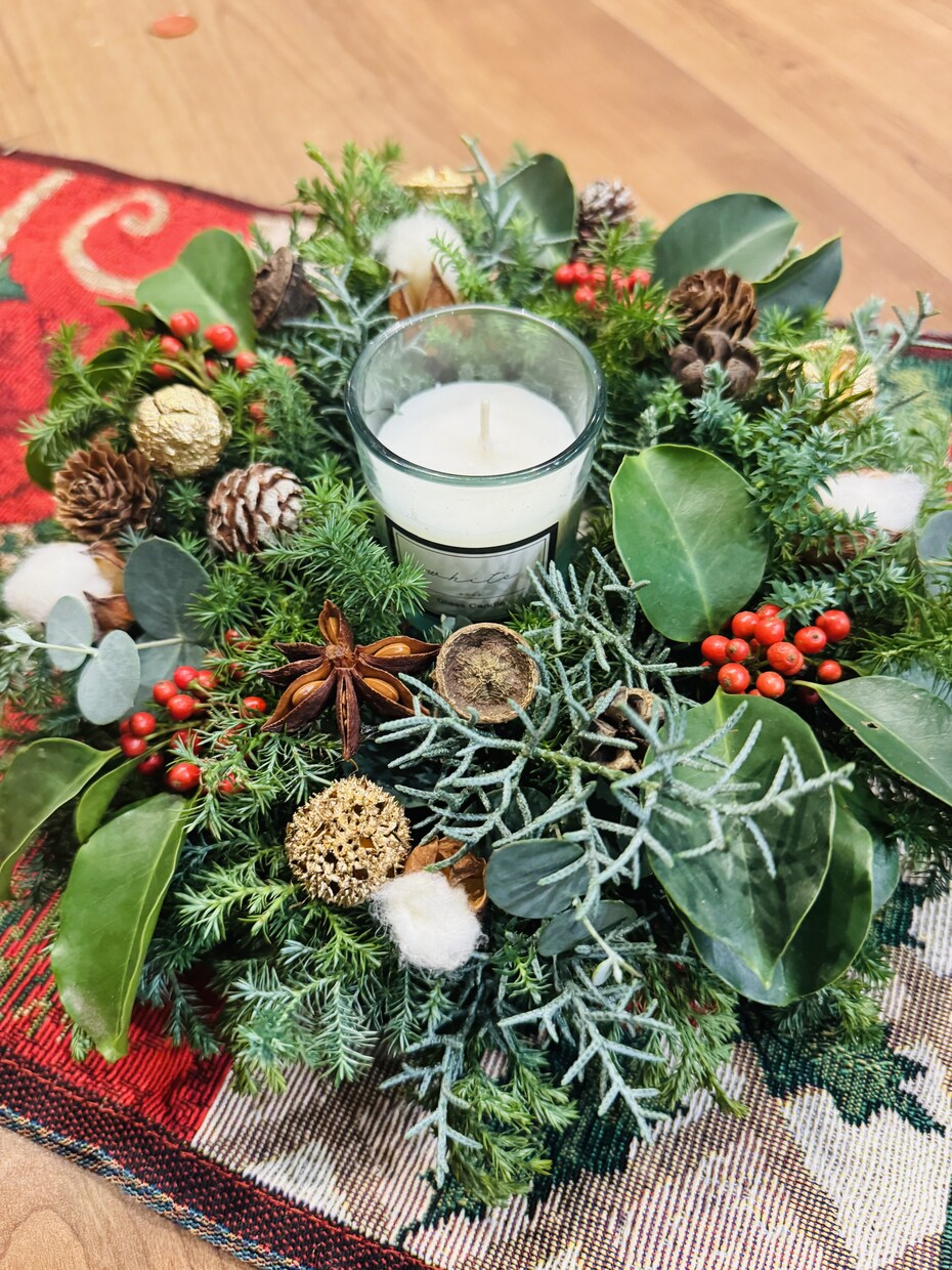 クリスマスキャンドルリースをお作りします 草月流華道家がフレッシュグリーンで１つずつ丁寧にお作りします イメージ1
