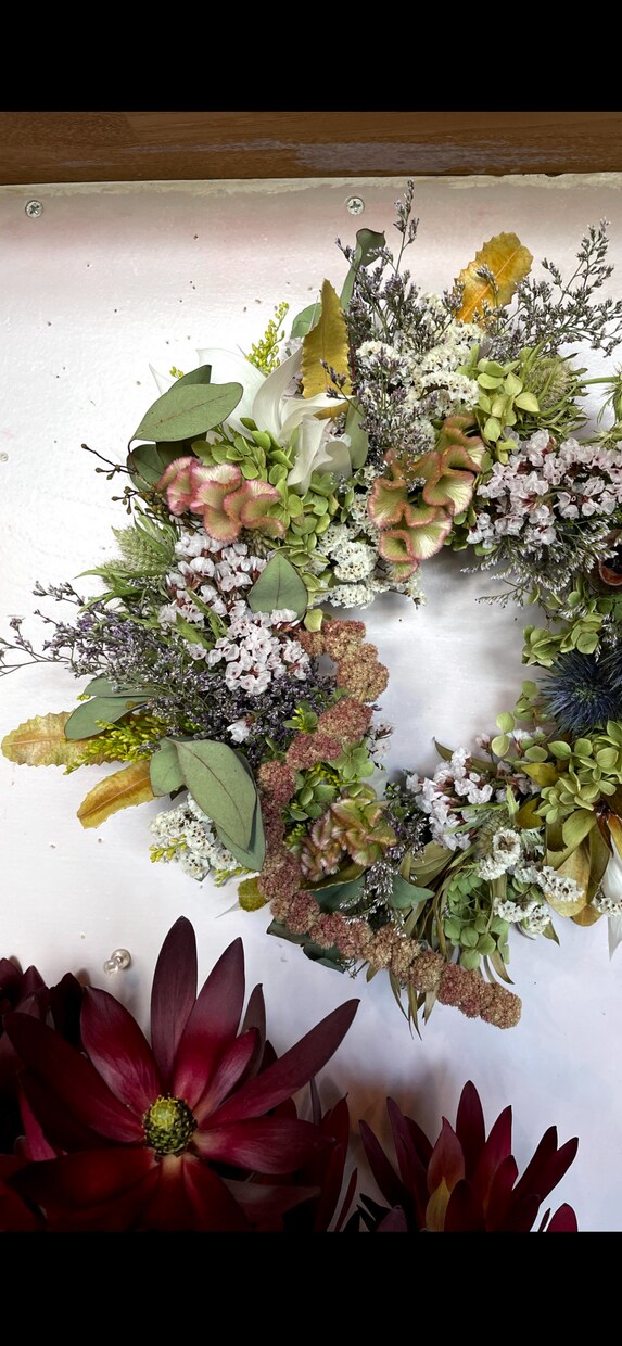 花冠のオーダー相談、提案します 花屋歴13年、あなたに似合う花冠を一緒に考えましょう イメージ3