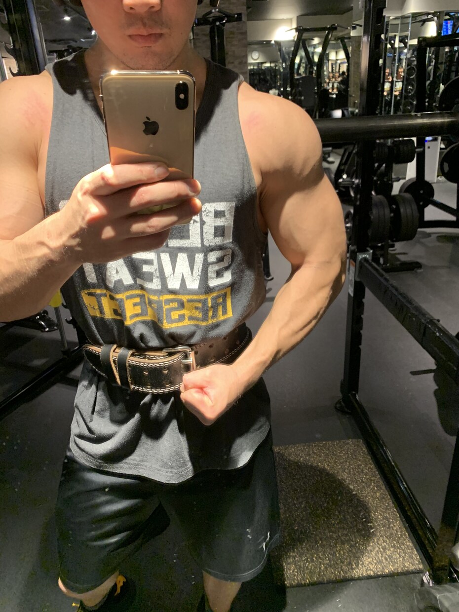 夏に向けて身体を作ります トレーニングしているジムで教えて欲しいなど提案もしてます。 イメージ1