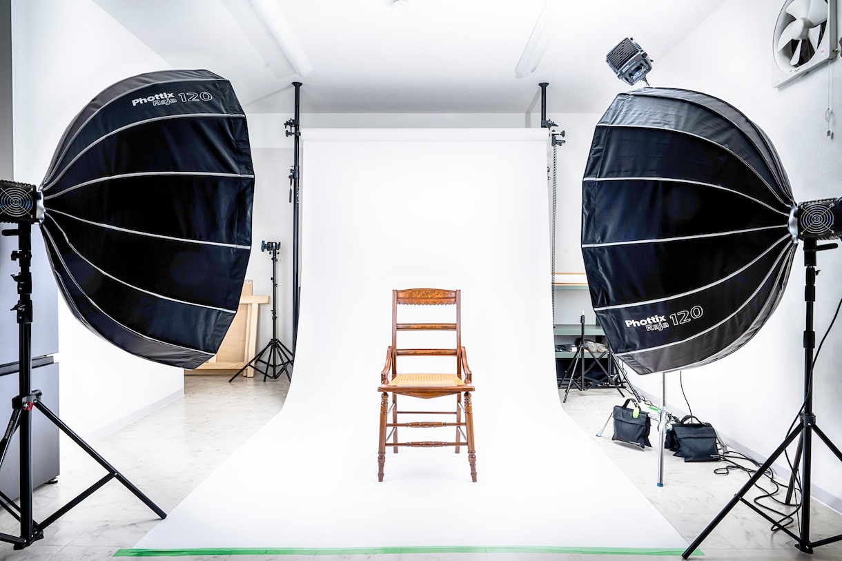 EC用商品撮影を所有スタジオにて承ります スタジオの照明や機材を利用した高品質な商品撮影が出来ます イメージ1