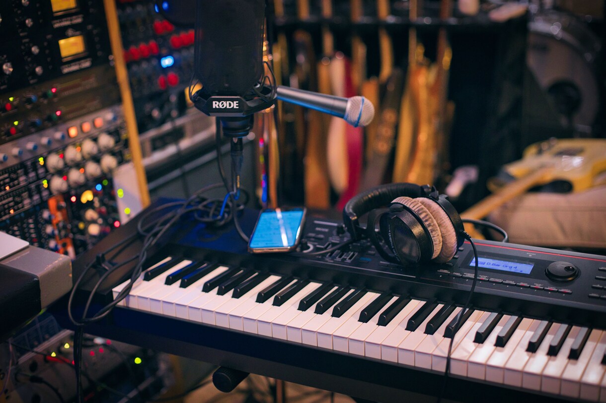 プロフェッショナルが楽曲・BGM制作をいたします 広告、クリエイティブに必要な音楽を高いクオリティでお探しの方 イメージ1