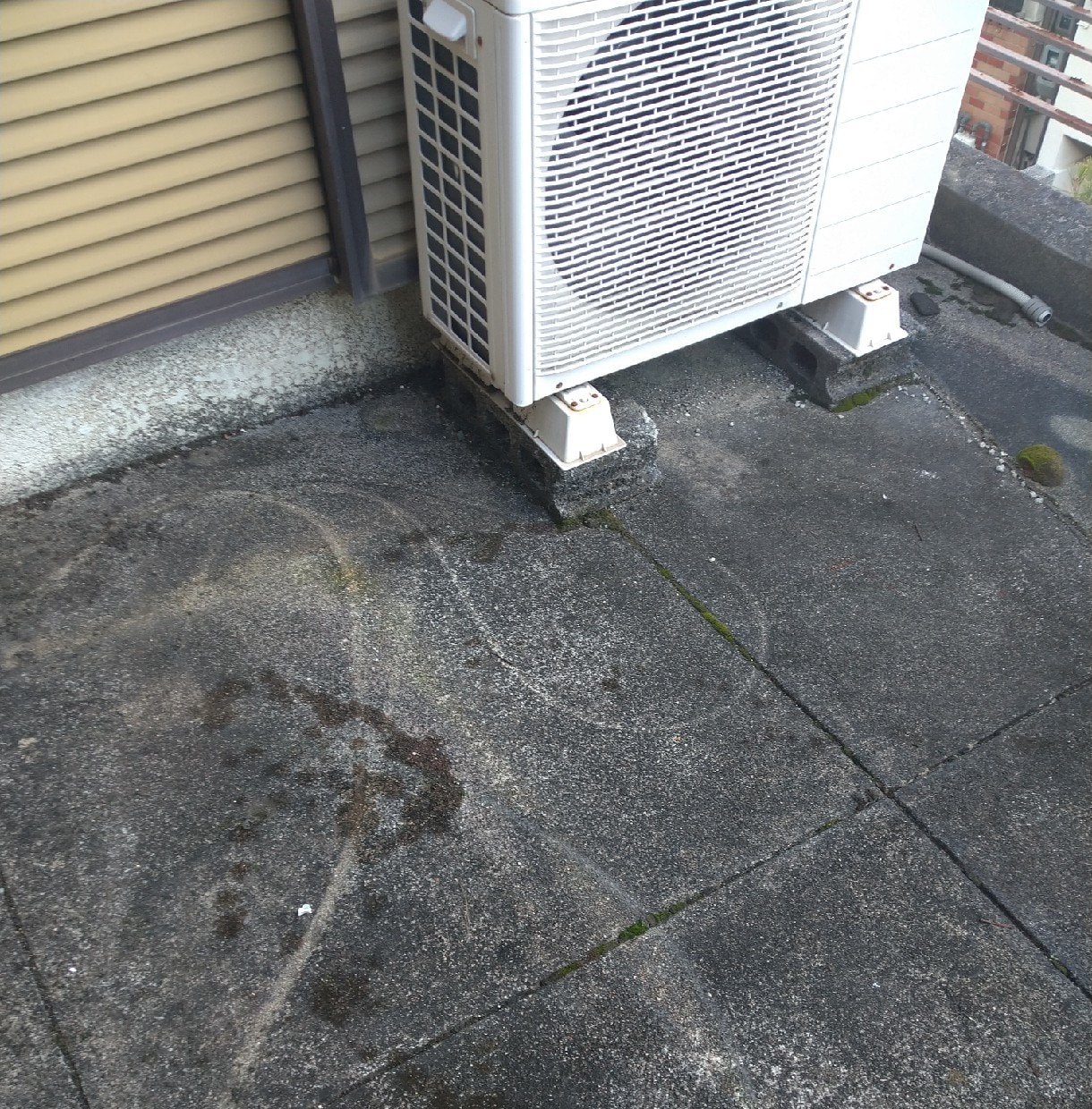 雨漏りの悩み専門目線でわかりやすくお答えします 小さな雨漏りの不安でも大丈夫、状況に合わせ丁寧にお答えします イメージ6