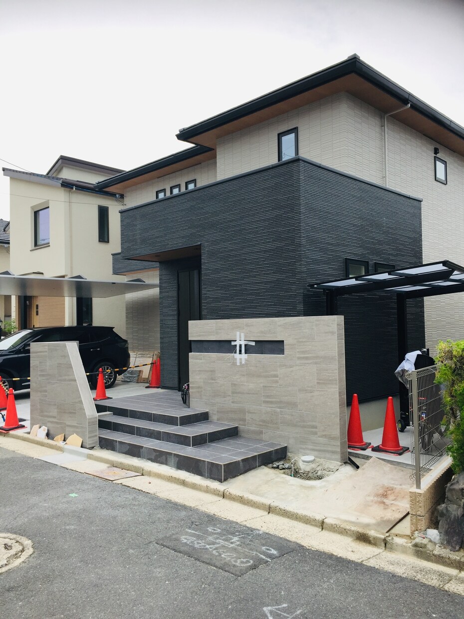 建築デザイナーが外構エクステリアを設計します 手書き風パースと発注用外構図、材料カタログでご提案。 イメージ7