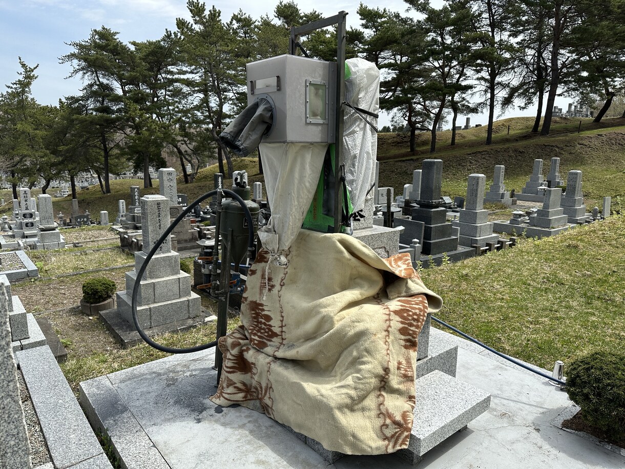 お墓の文字、家紋、デザイン画彫りますます 想いを形に「お墓の字彫り、追加彫り、現地彫り」 イメージ1