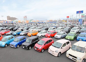 車を売る時、買う時の業界のリアルな相場教えます あなたが売却または購入を検討している車の値段妥当ですか？ イメージ1