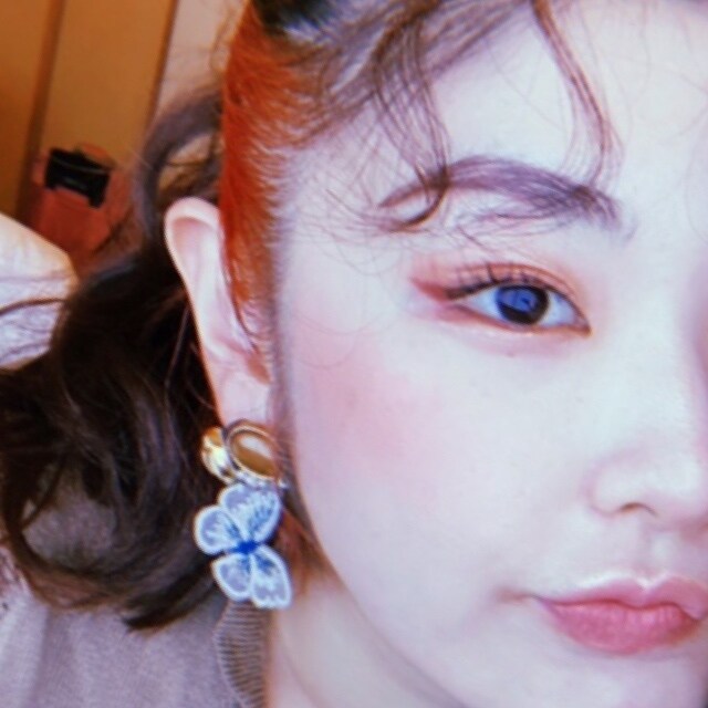 元美容部員！肌状態・メイクアップのご相談に乗ります 百貨店だと聞き辛い肌状態・メイクアップのご相談に乗ります！ イメージ1
