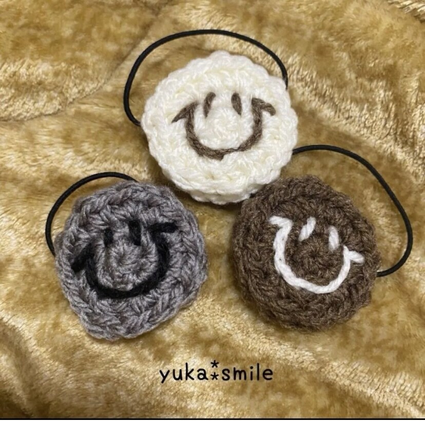 にこちゃんヘアゴムオーダー承ります 1つ1つ手作り！ふんわりかわいい イメージ1