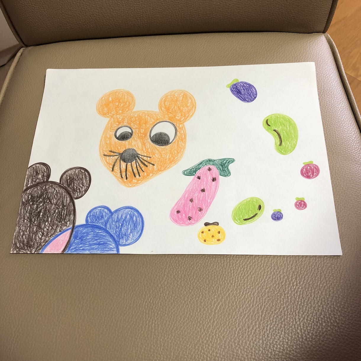 プレゼントなどに使えるイラスト描きます 世界に一つだけの絵が欲しい方へよく考えて描くのが好きです。 イメージ3