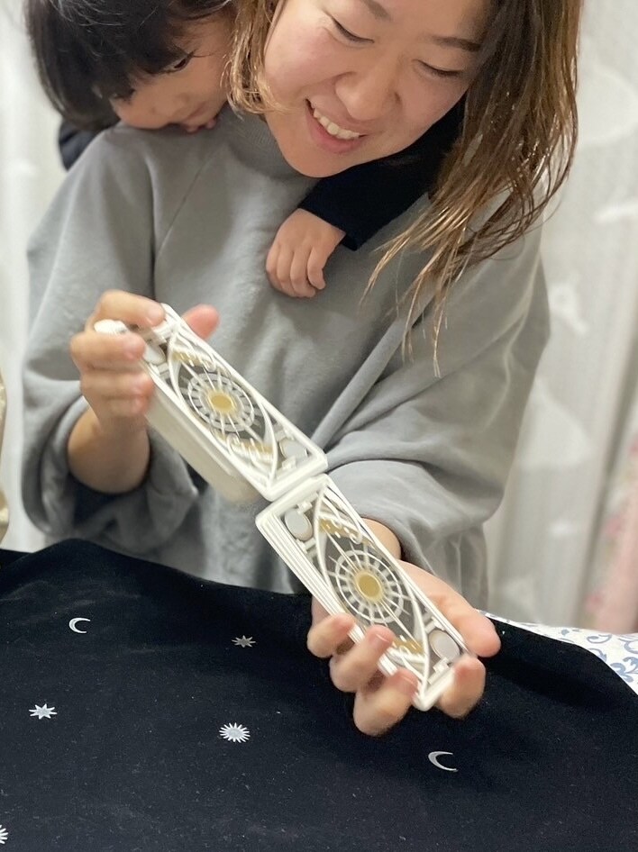 子育てに悩むママさんパパさんにおすすめします 子育てに悩みはある！正解不正解がないからこそタロットです！ イメージ1