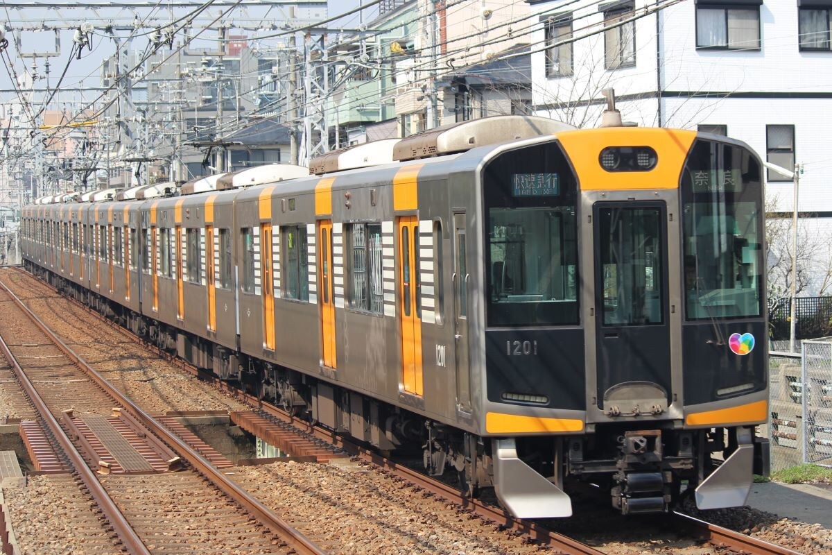 関西鉄道各線エレベータ,エスカレータ位置調査します エレベータ,エスカレータに乗りやすい号車,何両目か調査します イメージ1