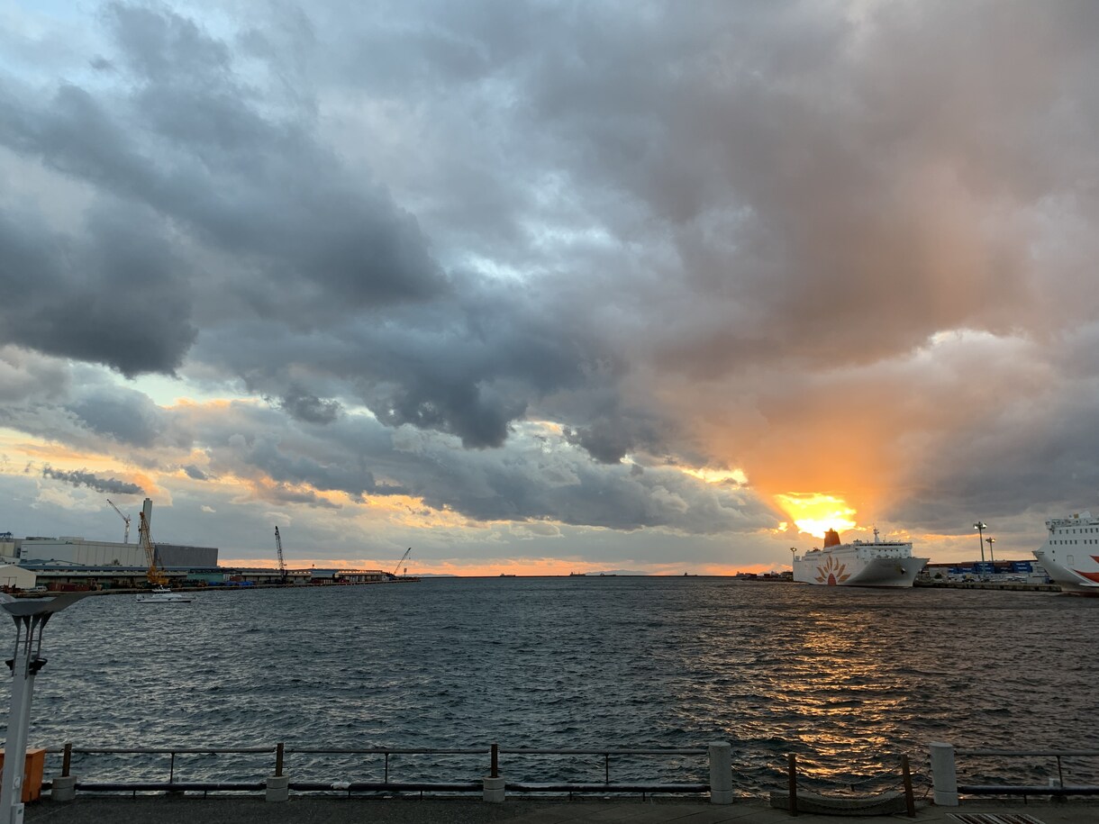 大学生カウンセラーが大切な貴方の悩み聞きます 大学生同士や、年齢層の近い方、それ以外にも話しましょう！ イメージ1