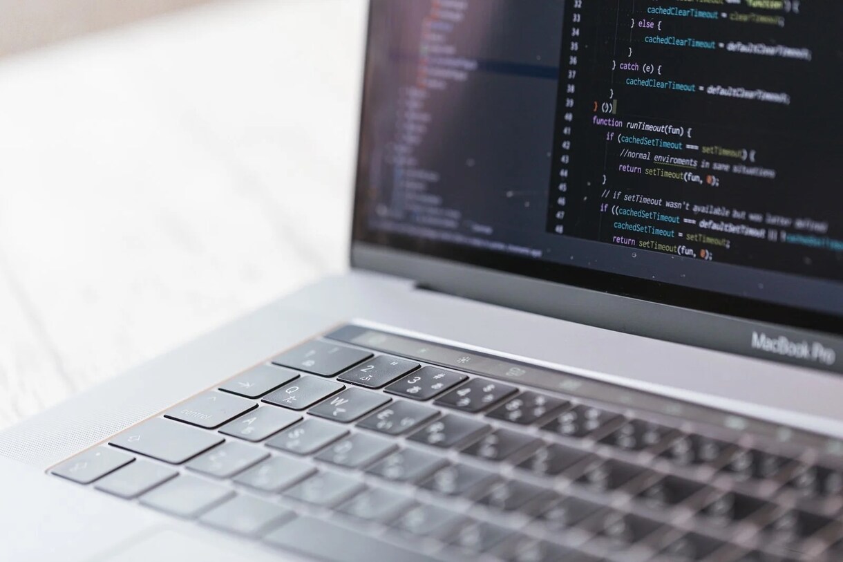 簡単なWEBプリケーションを作成します Flaskを使ってwebアプリケーションを作成します。 イメージ1