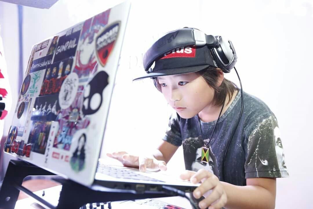 日本一のDJスクール代表がDJ活動をサポートします DJ業界の今をお伝えし的確なアドバイスで目標をクリアさせます イメージ1