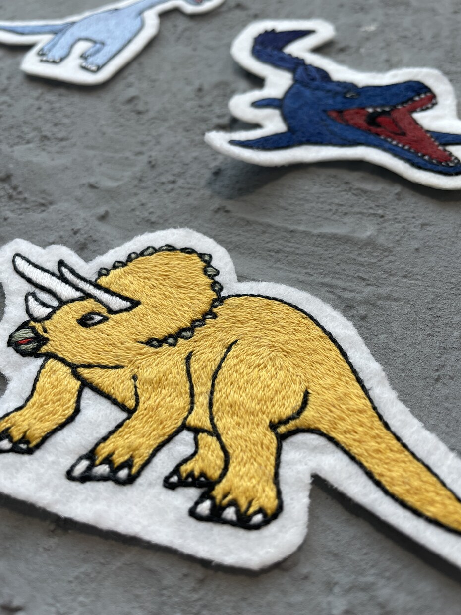 世界に一つだけ♡刺繍作品作ります 手刺繍で自分だけのワッペン制作中〜 イメージ5