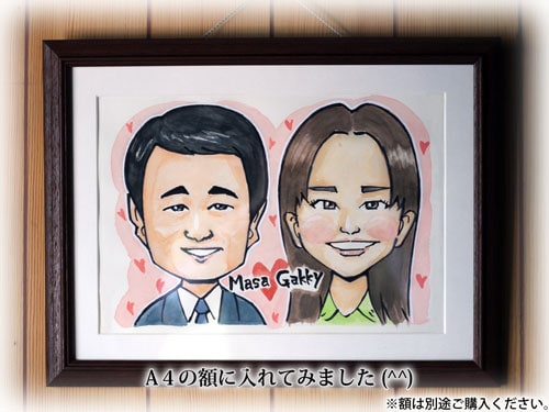 【自宅で高画質印刷が可能】芸能人と２ショットも可！おふたりのお写真から、可愛らしい似顔絵を描きます！ イメージ1