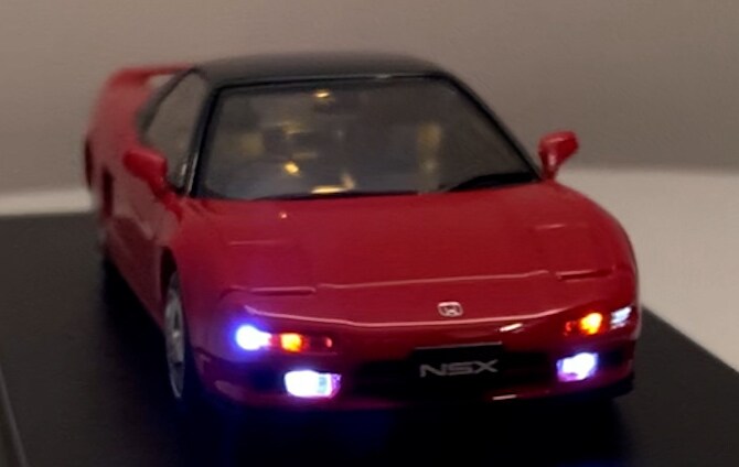 ミニカーにLED電飾します ウインカー点滅やリモコン操作も可能です!! イメージ3