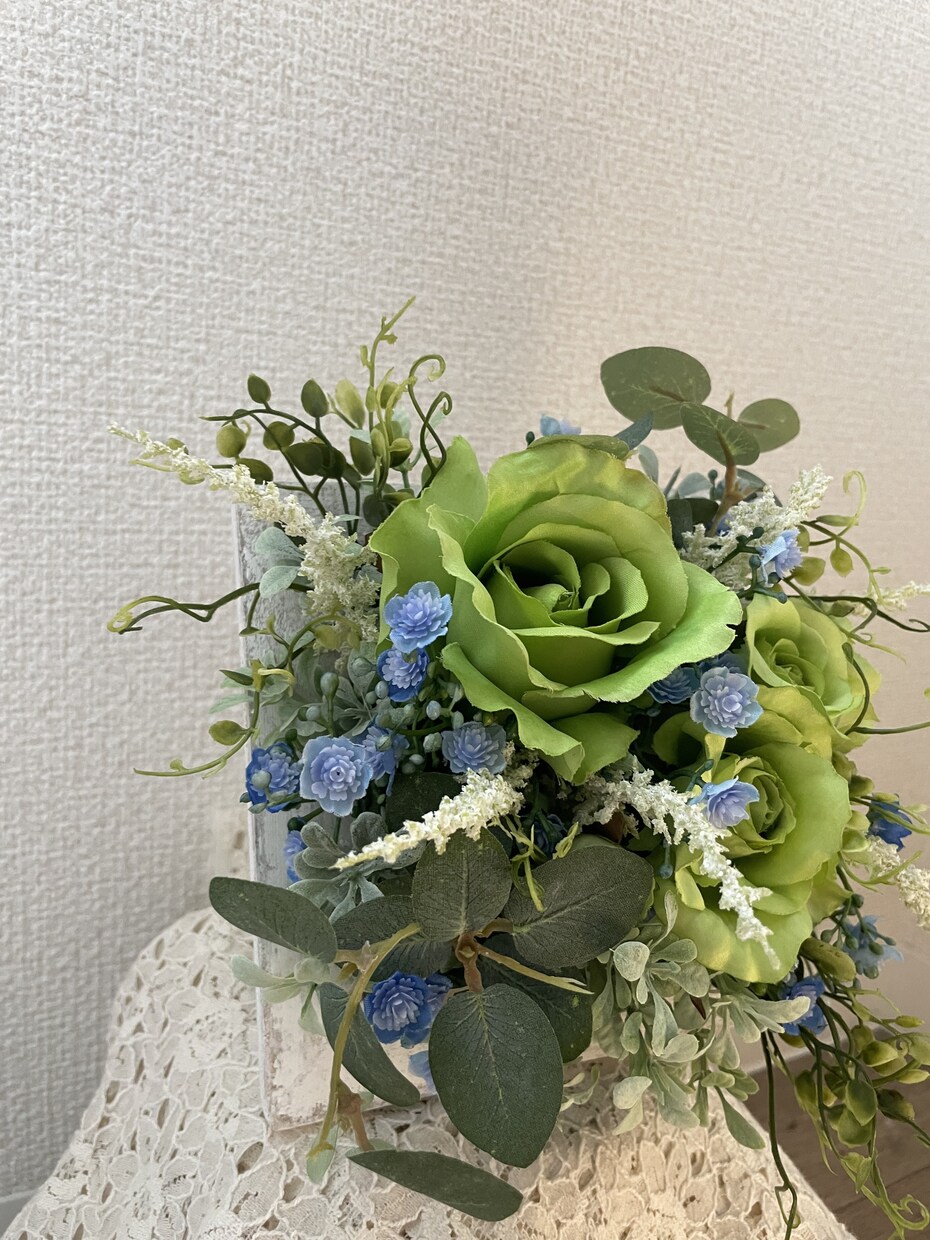 フラワーアレンジメント作ります 会社の雰囲気やロゴなどを参考にオシャレでナチュラルに作れます イメージ1