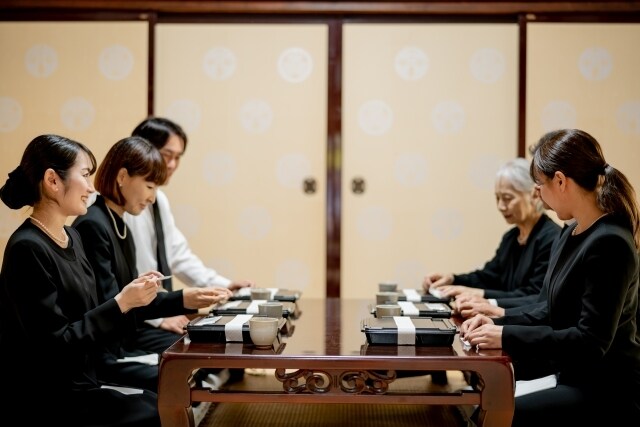 法定相続情報一覧図（相続関係図）を取得代行します ～相続に必要な戸籍・除籍・原戸籍謄本を全国どこからでも収集～ イメージ1