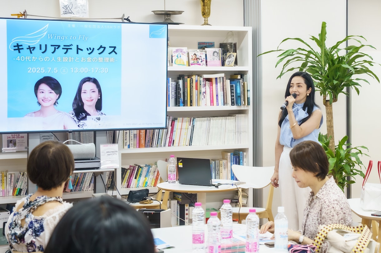 インタビュー付撮影で自然なビジネス写真を撮影します 40年のキャリアが引き出す信頼感。経営者専門インタビュー撮影 イメージ10