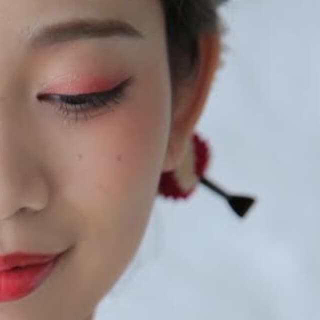 現役ヘアメイクが似合うメイクをご提案いたします メイクが上手くなりたい、自分に似合う色がわからない、あなたへ イメージ1