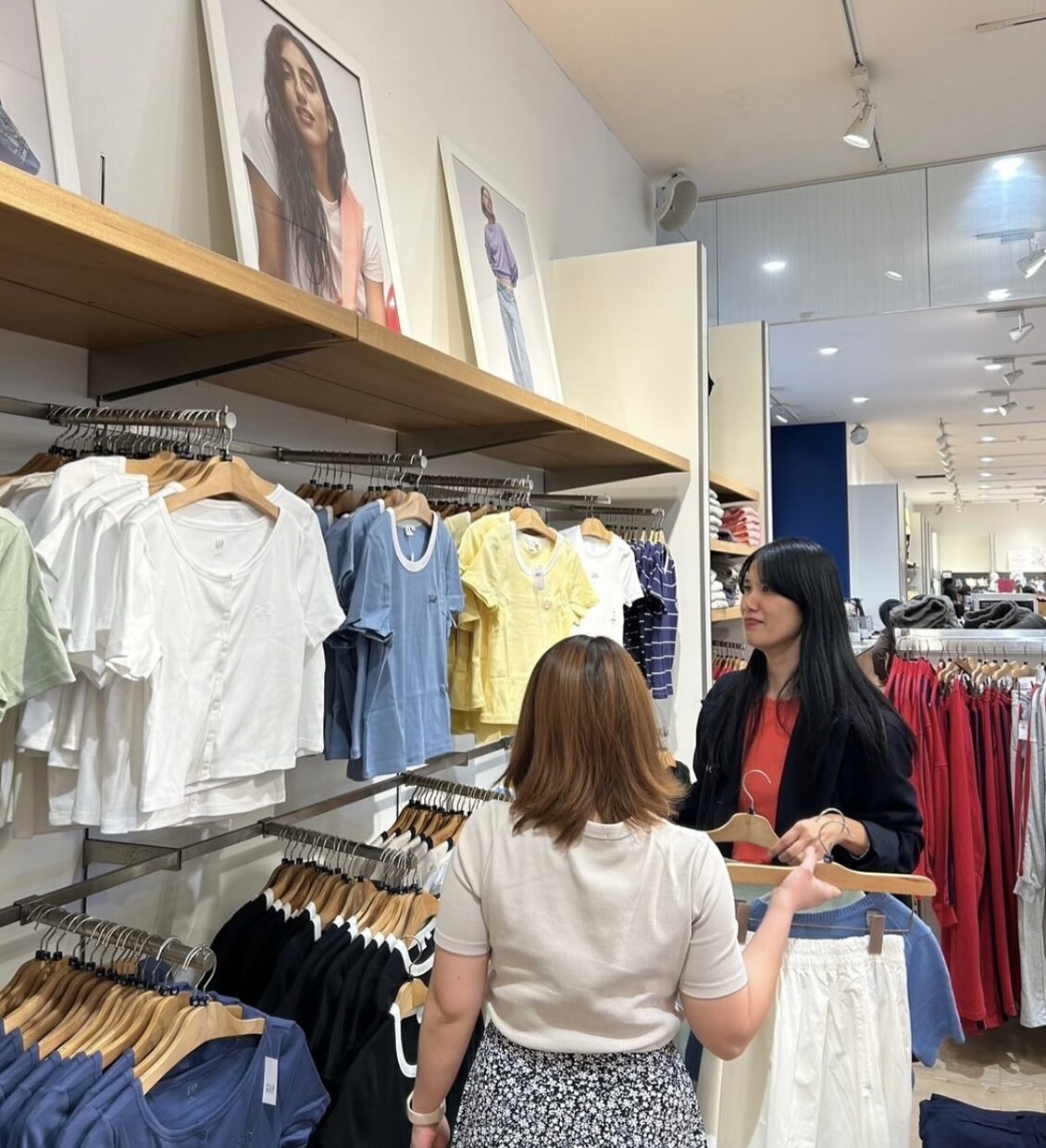 外見に自信がない、服選びも苦手な方の相談にのります ファッション×コーチングで、見た目と心の悩みを一緒に整えます イメージ4