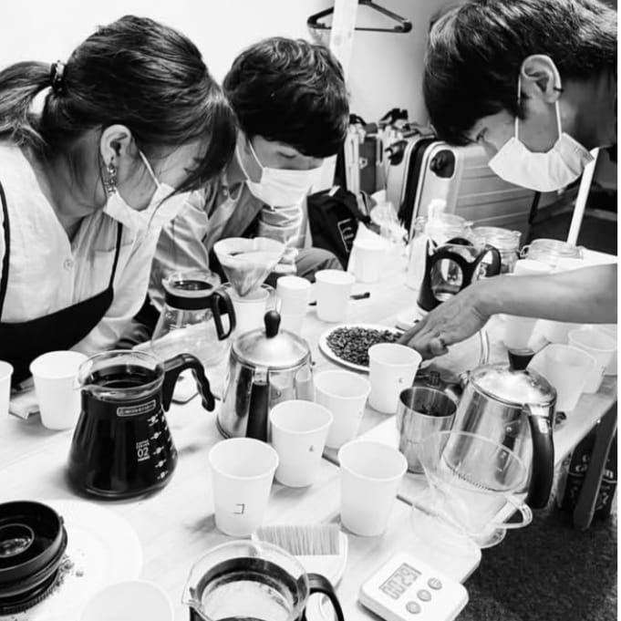 美味しいコーヒーの淹れかたのコツを学びます 自分にあった美味しい淹れかたのコツを学んで頂きます。 イメージ8
