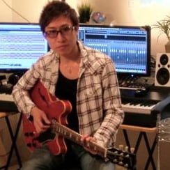 現役プロギタリストがオンラインレッスンします メジャーアーティストとの共演多数！芸能人などへの指導も豊富！ イメージ1