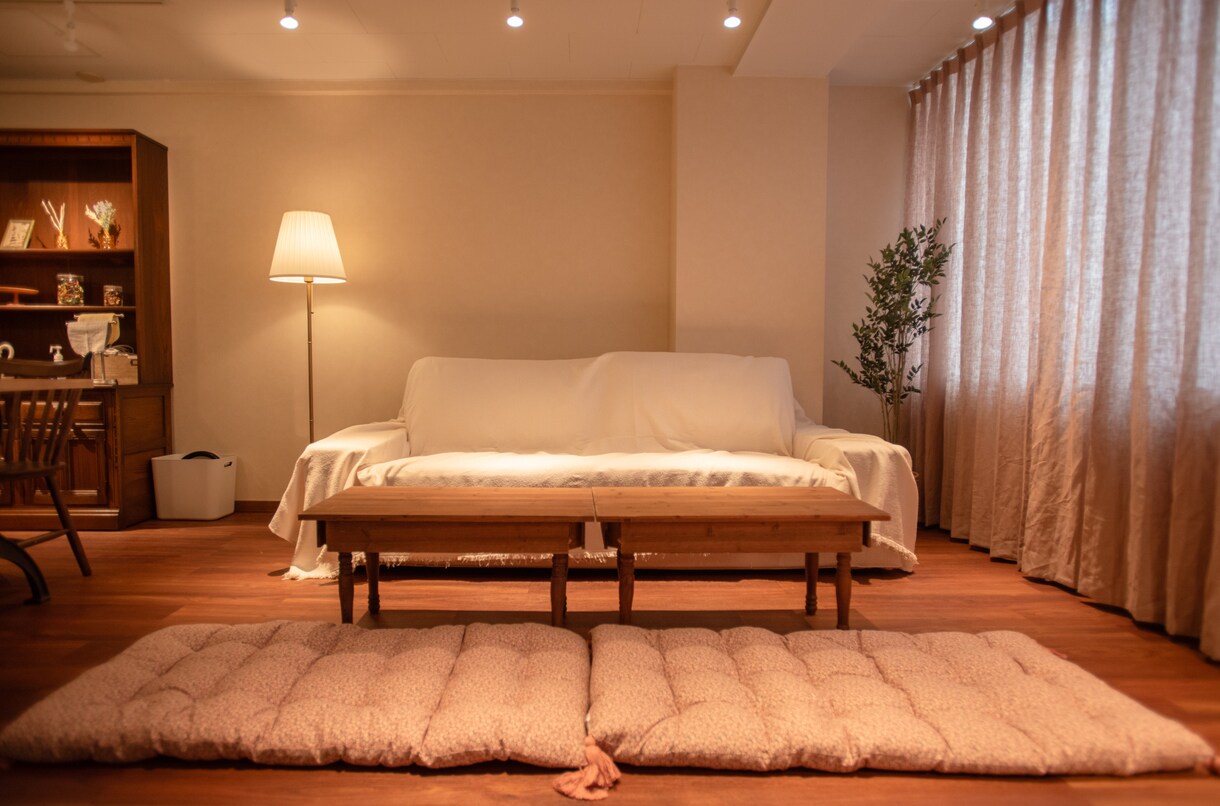 建築や内装の写真を撮影します 内装の撮影ご依頼ください！お好みの色味で調整いたします！ イメージ6