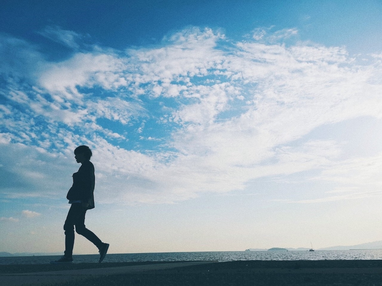 世界に１つ！思い出の写真の空を動画化します 写真の空が動く動画に！TOP写真や動画に最適！ イメージ2