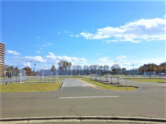 運転免許の一発試験ポイントアドバイスしています 教習インストラクターが運転免許の一発試験に関する質疑に応答 イメージ2