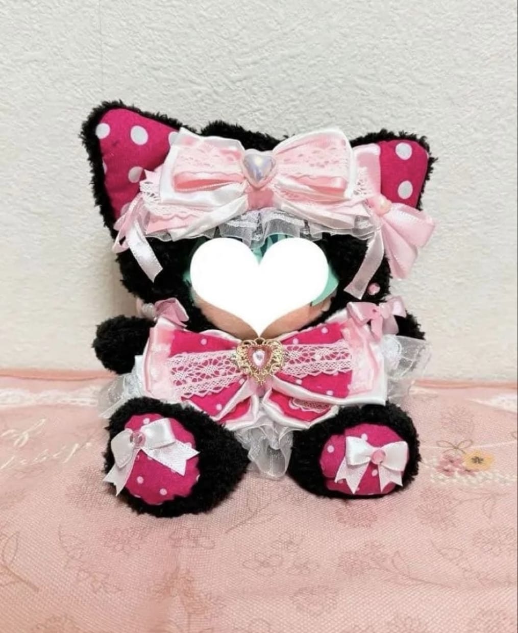 推しぬいのお洋服をオーダーメイドで制作します ぬい服の色、リボンの色、イメージなど自由です。ご相談下さい。 イメージ7