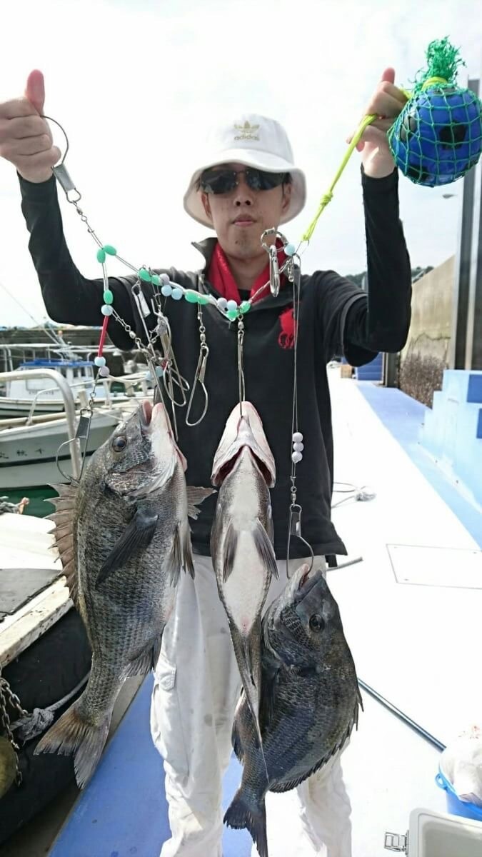 かかり釣り、ダゴチンのコツ教えます かかり釣り、ダゴチン。伝授します(^｡^) イメージ5