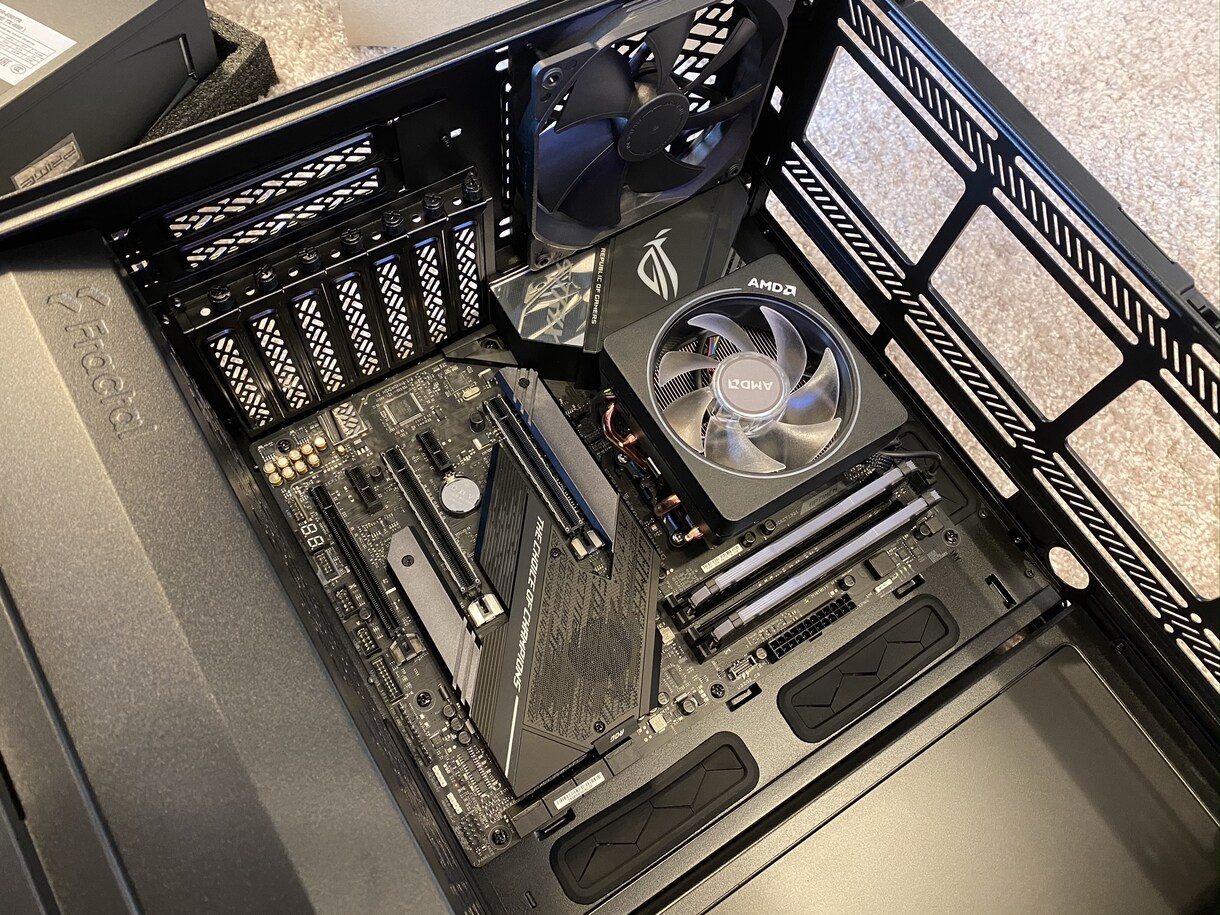 200台超の自作経験でパソコン組み立て代行します 自作PC3桁の実績が生み出す組み立ての美学 イメージ1