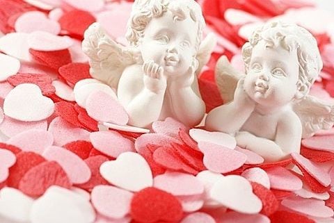 エンジェルの愛♡タロットカード鑑定いたします エンジェルタロットカードを使って天使たちの愛をお伝えします。 イメージ1