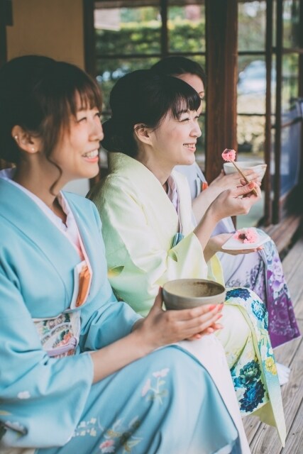 女性のみ。海外のスピリチュアルをご案内します 欧米のスピリチュアルの法則についての疑問質問に回答します。 イメージ1