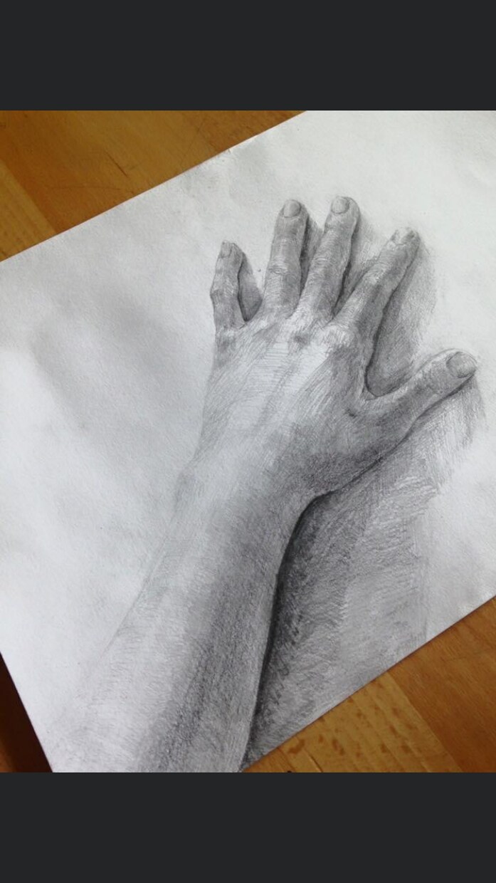 プロの画家がリアルな鉛筆画を描きます 推しのアイドルや肖像画、リアルに鉛筆画を書きます イメージ2