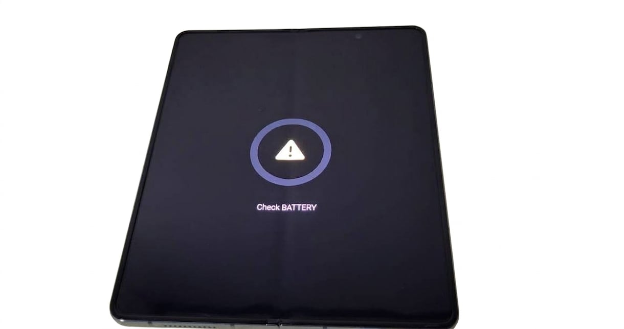 GalaxyのCheckBattery修理受けます CheckBattery修理を数多く取り扱っています イメージ1