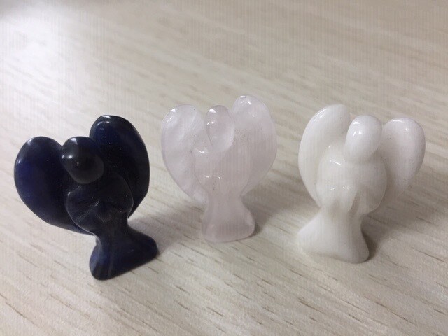 エネルギーセンターであるチャクラの活性化をします チャクラ活性化とオーラ修復のエルギーワーク イメージ1