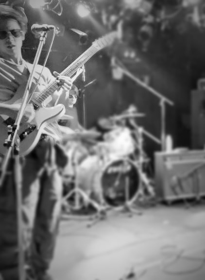 50代・60代から始めるギターレッスンやります 思い出の曲を弾けるようになりませんか？ イメージ2