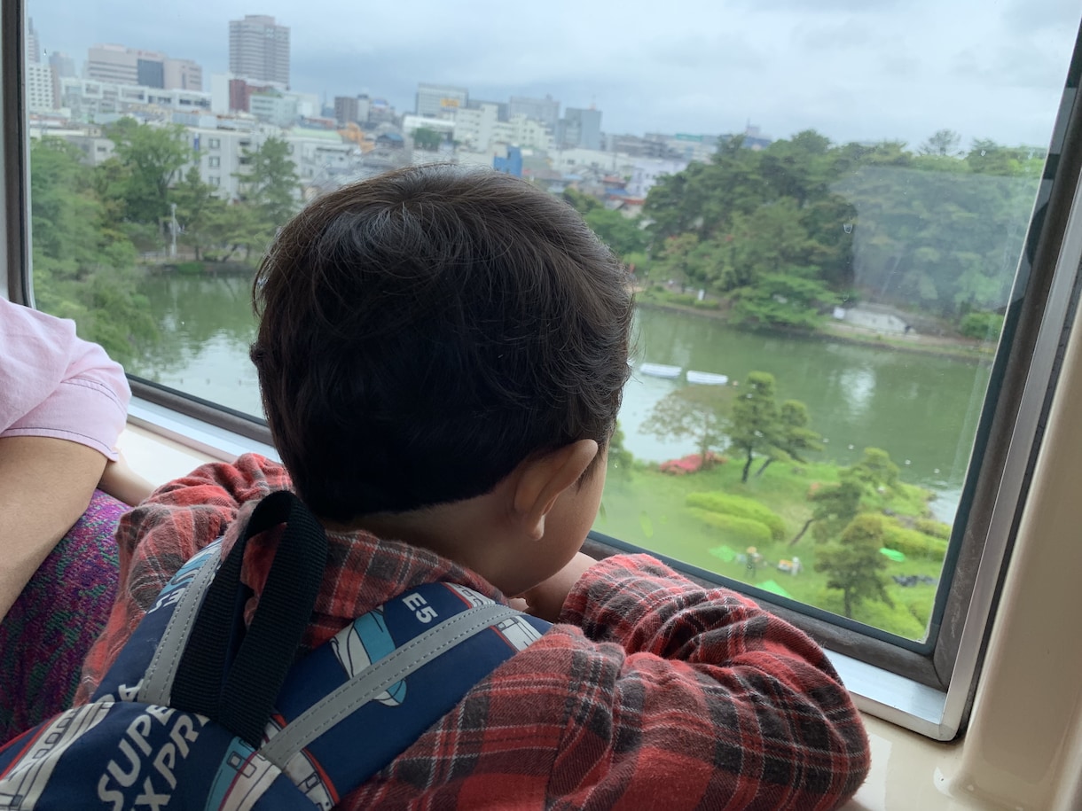 巷にないような歌詞をつくります ワードセンスに自信あり。パンチラインの引き出しが多いです。 イメージ4