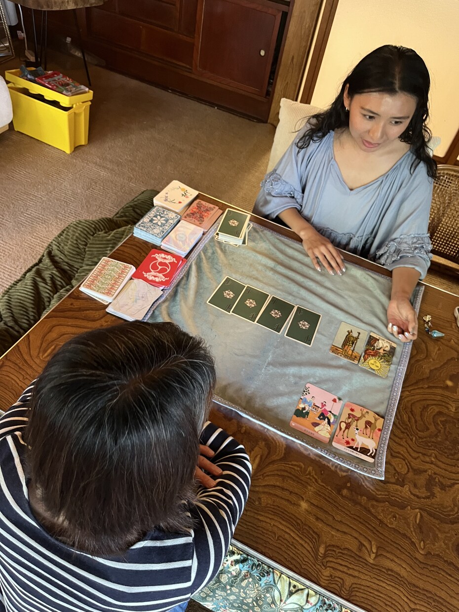 頭の中のモヤモヤをカードで整理します 1人で抱えなくて大丈夫。心がゆるむリーディングをお届けします イメージ7
