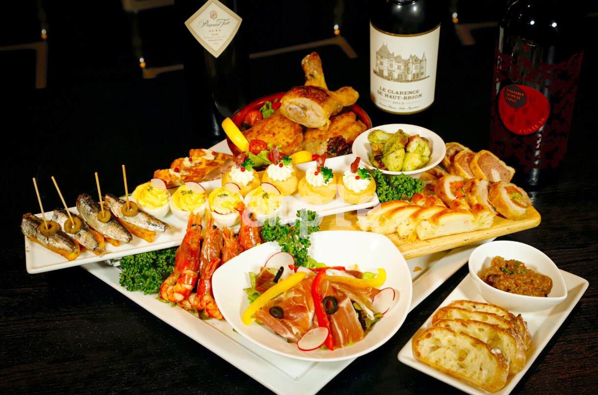 飲食店の料理や企業イベントなどの出張撮影をします 料理写真、企業式典、学校行事、広報誌など柔軟に対応します！ イメージ3