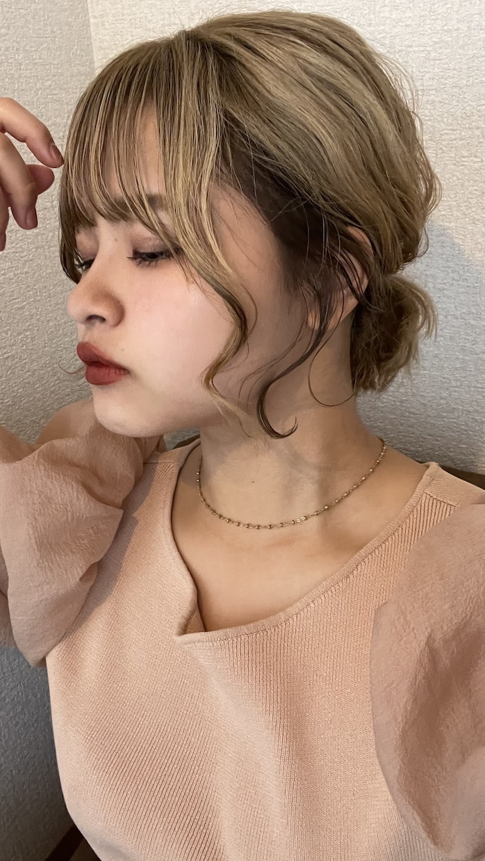 似合う髪型、巻き方、ヘアセットの仕方を教えます 巻き方をマスターして女子力UP！髪を上手く巻けない方へ イメージ3