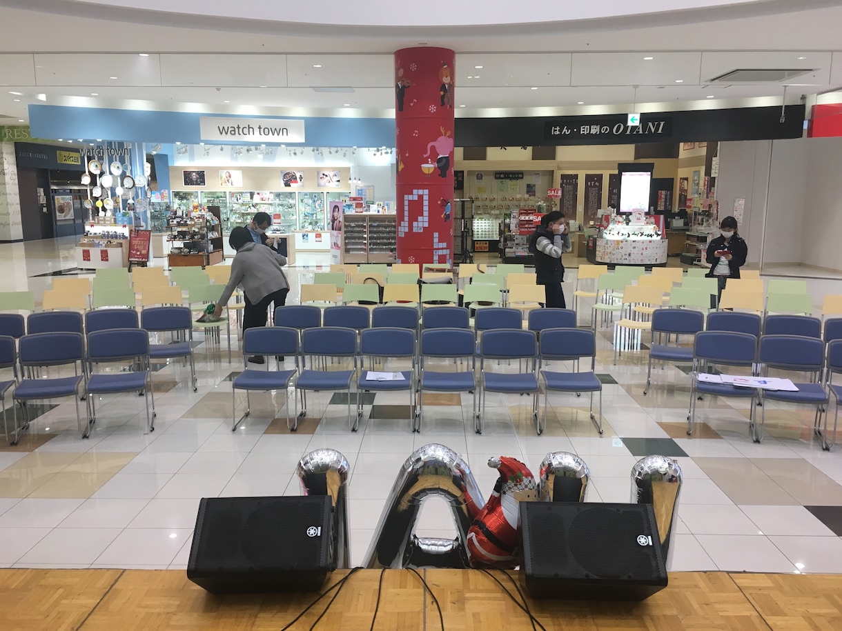 カフェライブ、講演会などのPA音響プラン承ります 小規模なライブ、講演会などの音響のプランニングを承ります。 イメージ2