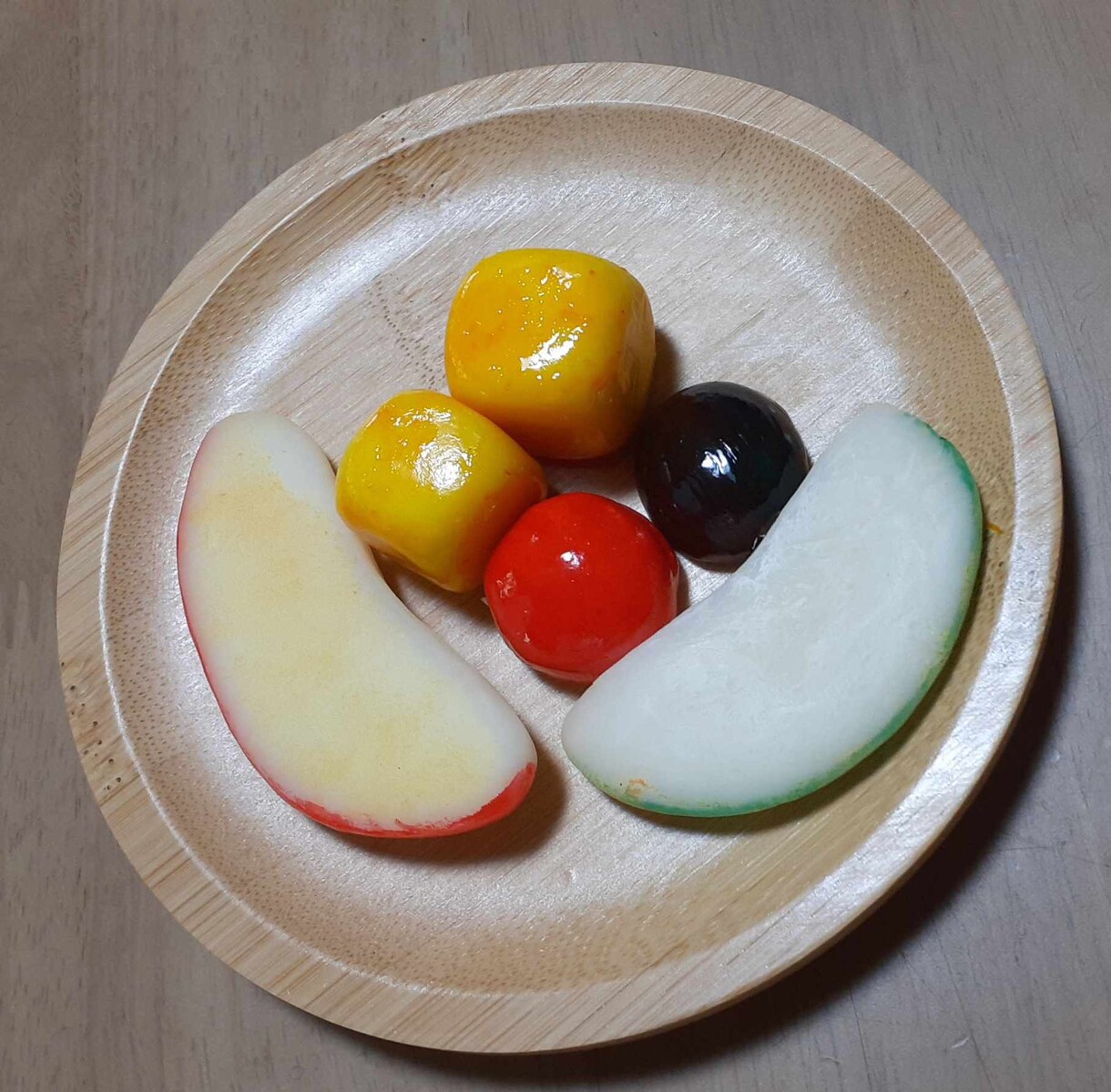まるで本物！？リアルなフルーツグッズ作ります オーダー樹脂粘土フルーツ！いちご/さくらんぼ/りんごなど イメージ5