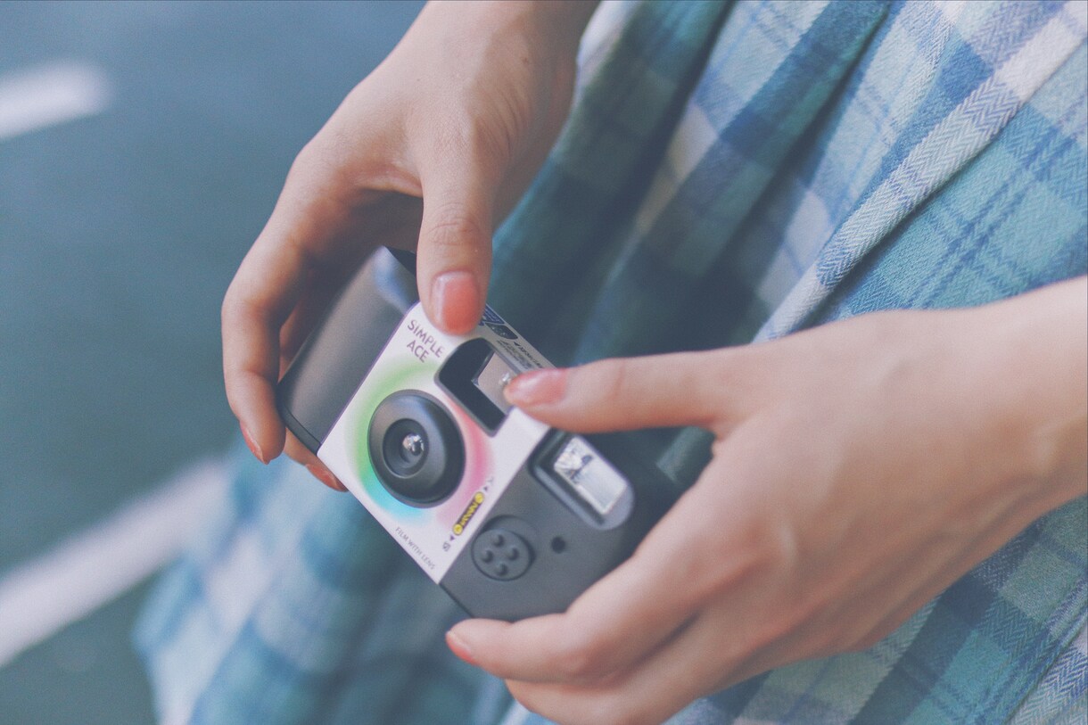 フィルムカメラ風レタッチでご希望の写真を提供します デジカメ等で撮影した写真をフィルム調にレタッチし直します イメージ8