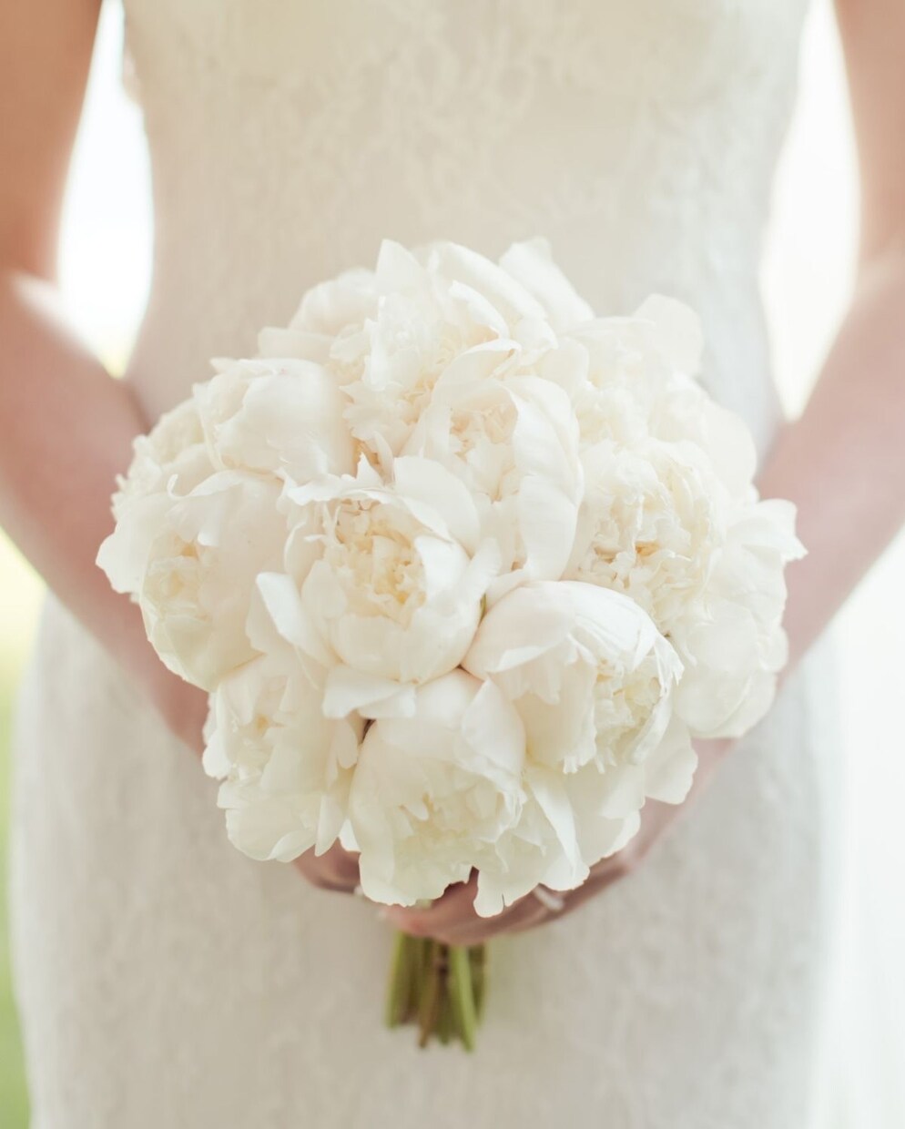 結婚式の装花の悩み、プロがテキストで相談に乗ります 20年のプロ目線で、会場装花の選び方・予算の不安を解決 イメージ8