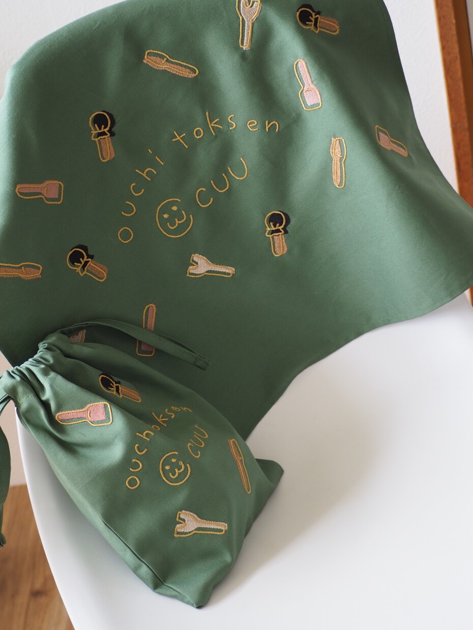 刺繍で屋号入りテーブルクロスを製作します マルシェの店舗ブースをおしゃれに飾りたい方へ イメージ4