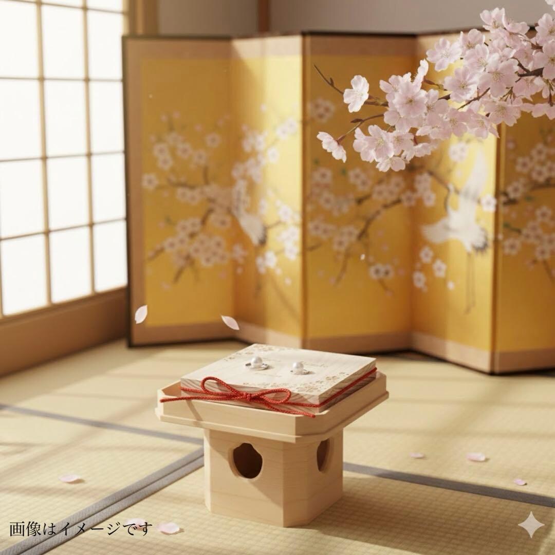 ヒノキの和モダンリングピロー【桜】作成します 新しい門出を祝う桜の彫刻。お名前を刻んで一生の宝物に。 イメージ3