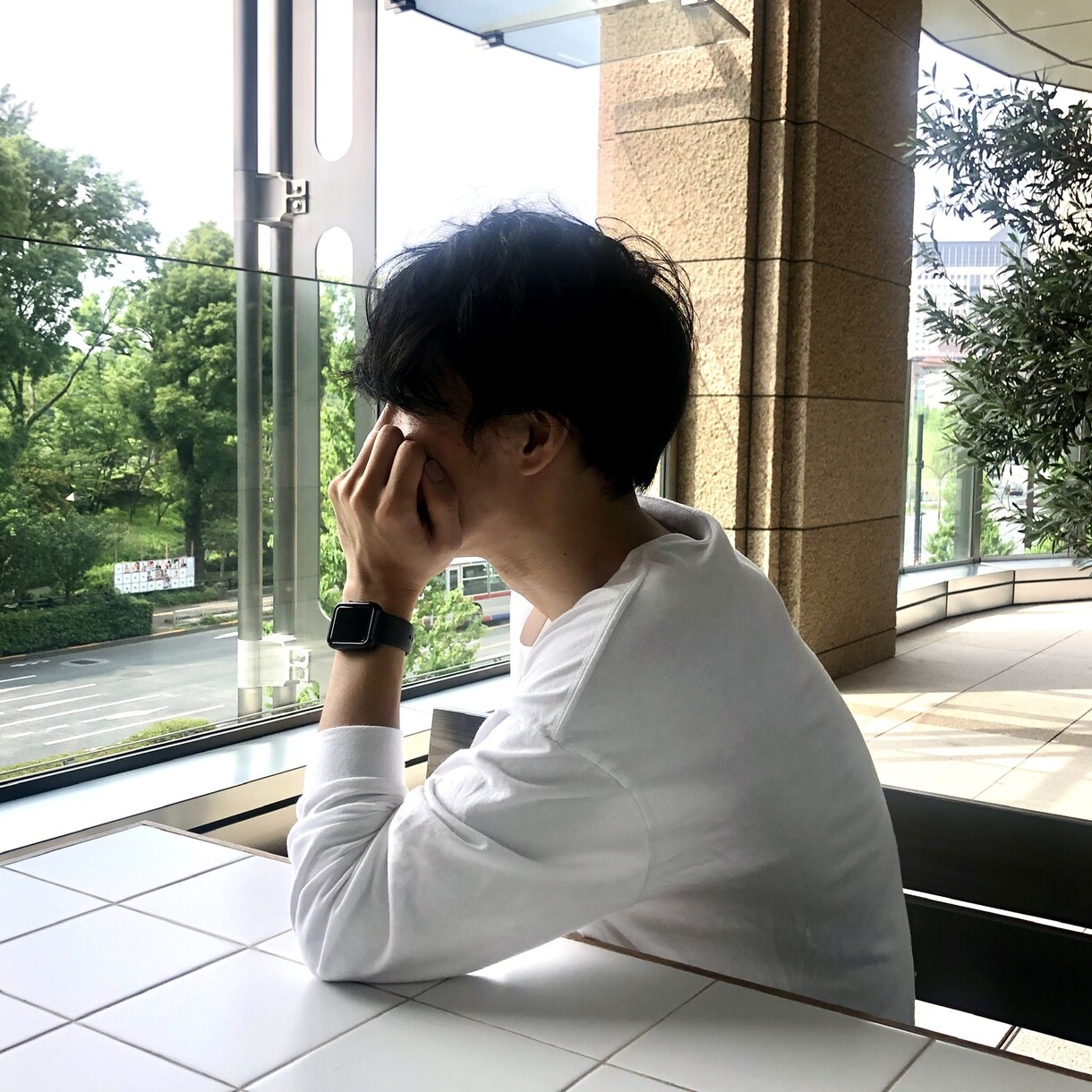 100%あなたの味方でいます 「辛さ」や「悩み」「怒り」「さみしさ」は突然やってくるもの。 イメージ1